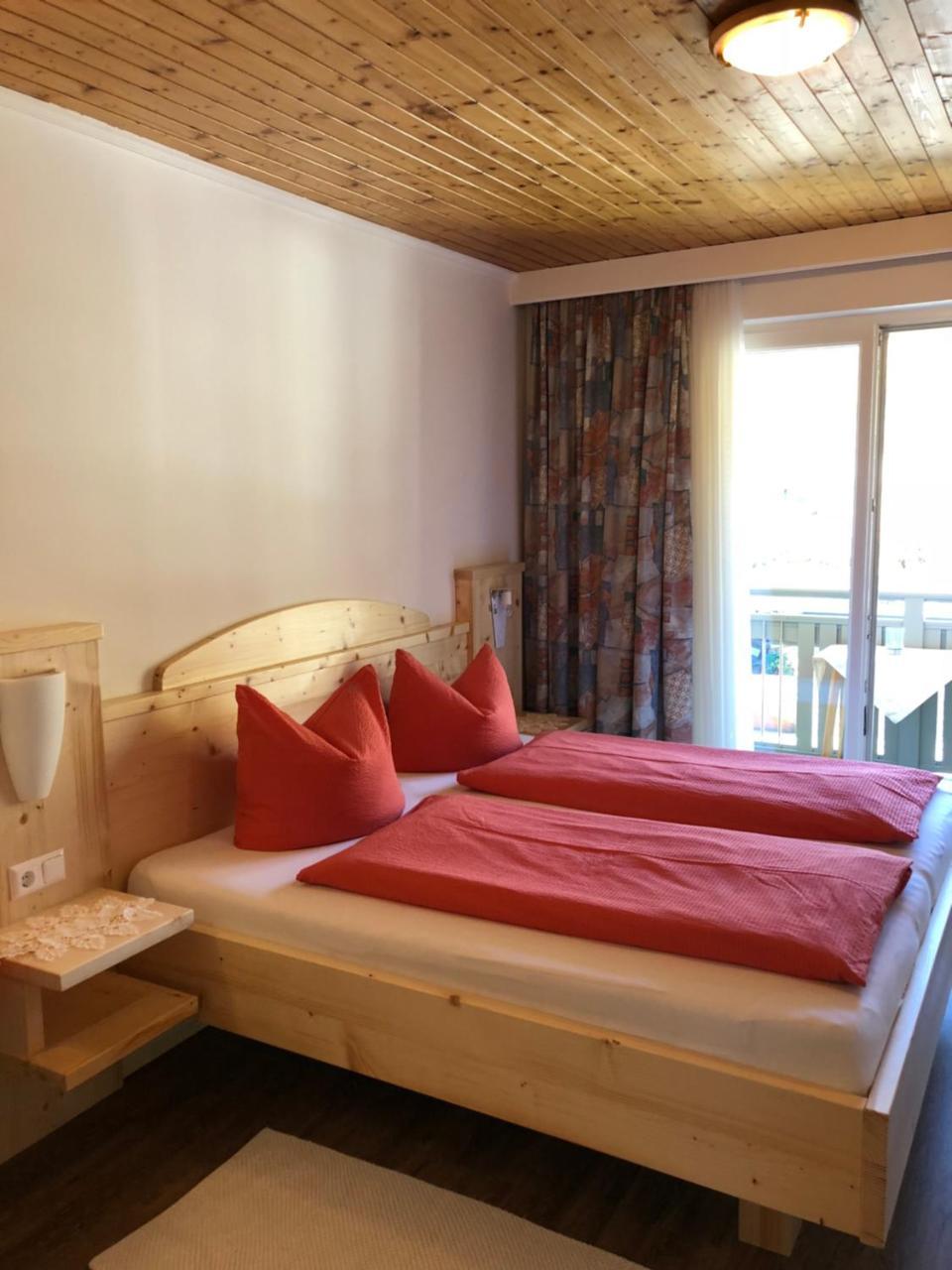 Pension & Ferienwohnung Dullnig Gmund in Karnten Luaran gambar